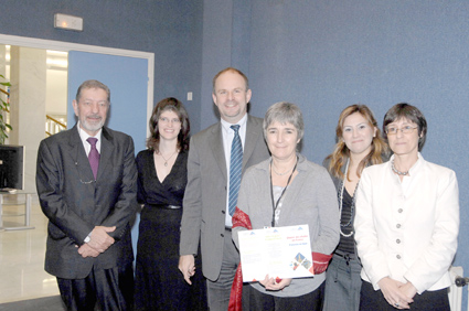 Denis Gaillard , directeur de la MCFL, au centre, Madame  Herlem , responsable du programme, et  Véronique Brunmeaux, Consul de france, au premier plan de  gauche à droite.