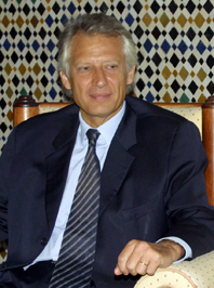 Dominique de Villepin est né à Rabat, au Maroc